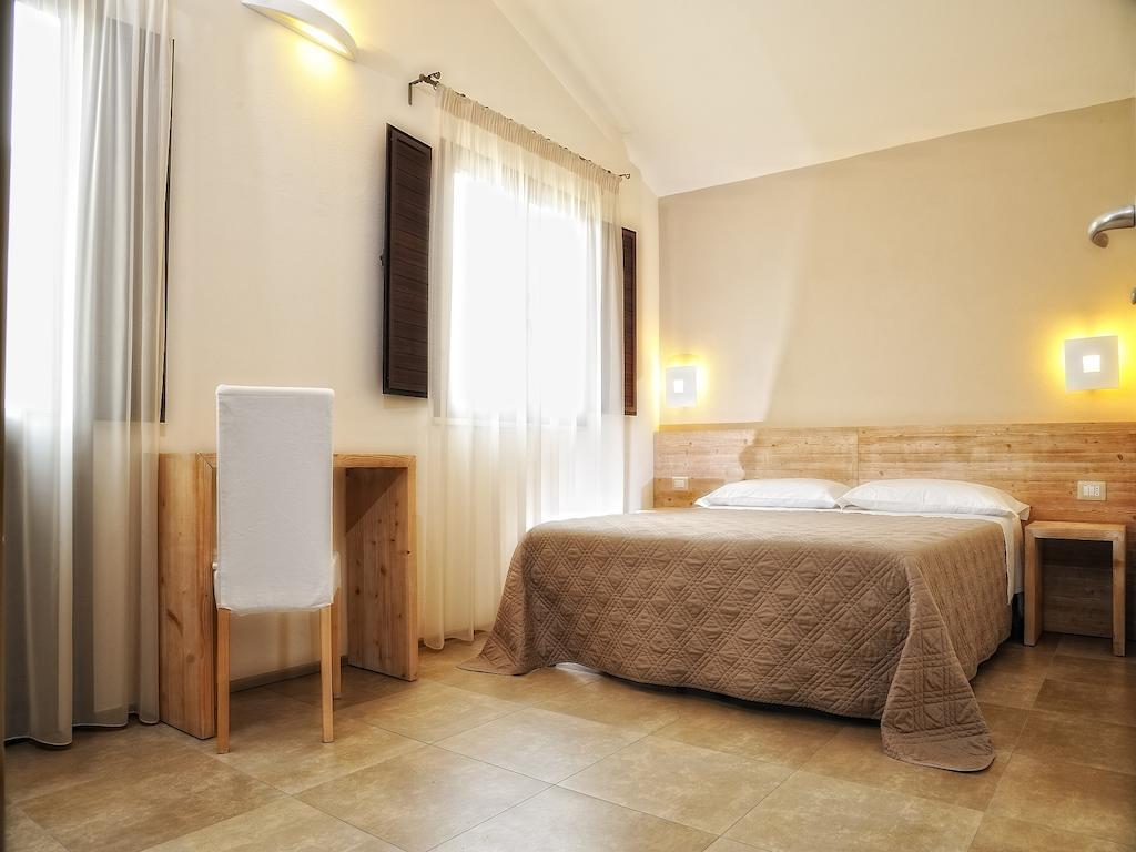 B&B Le Cale Santa Maria Navarrese Camera foto